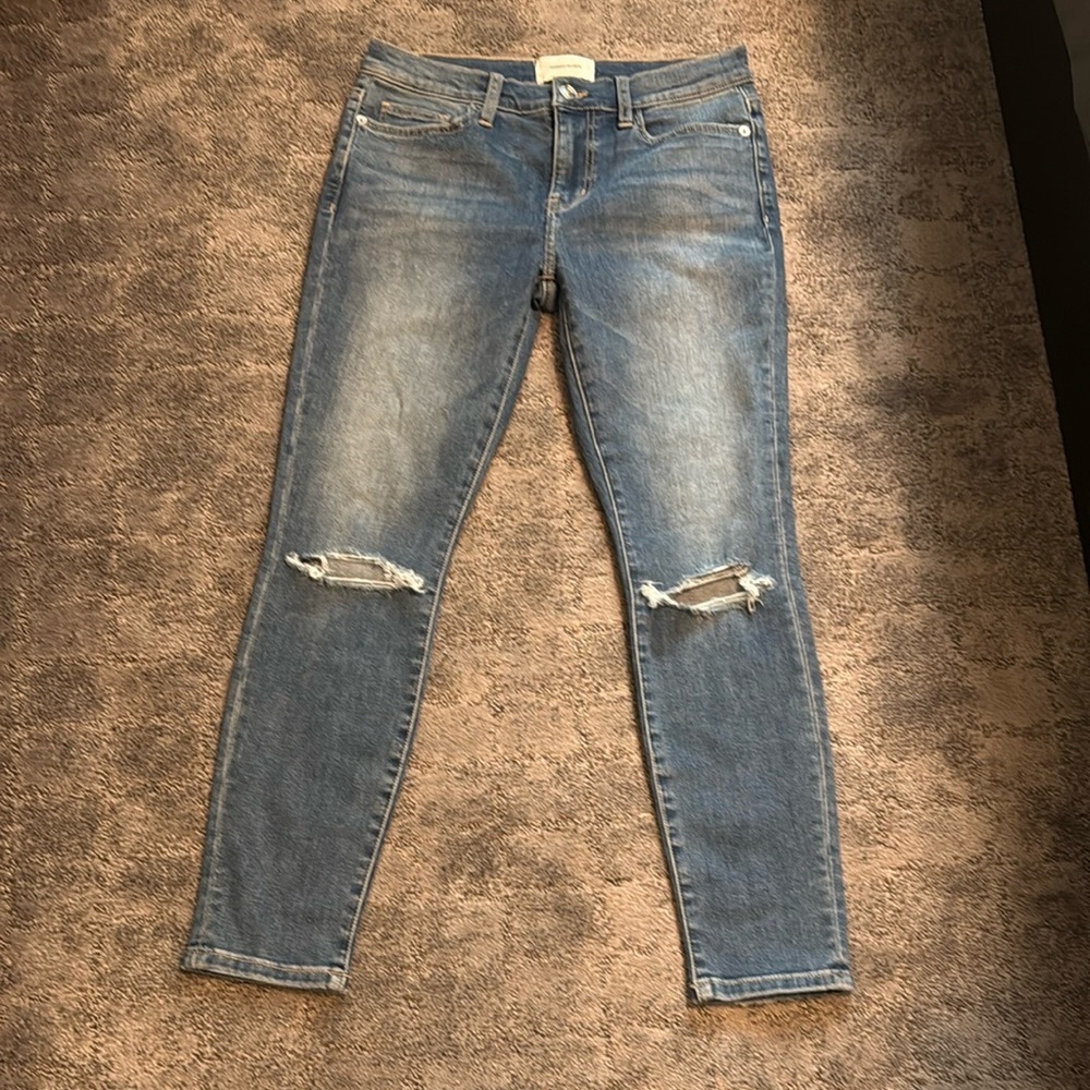 Current/Elliott Distressed Jeans 28‎ new